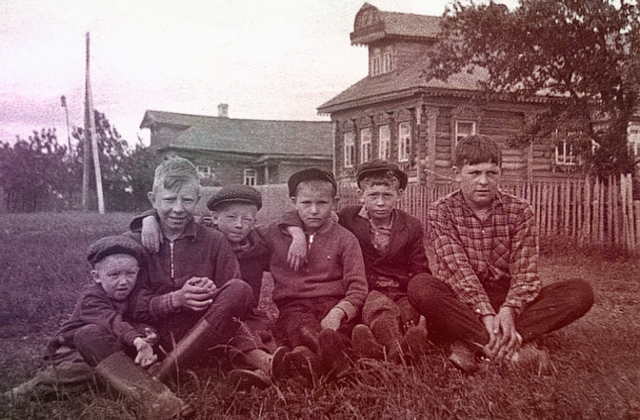 Летний отдых в деревне советских детей